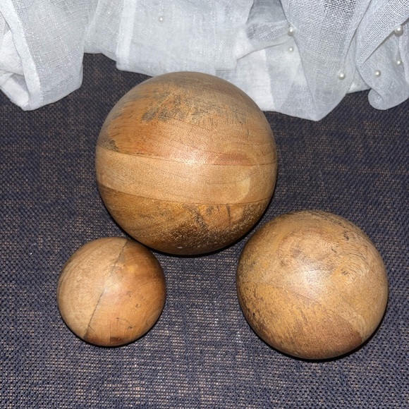 Wood decorative balls - Picture 2 of 5